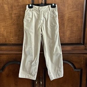 Oshkosh Boys Khaki Trousers size 7. Like New